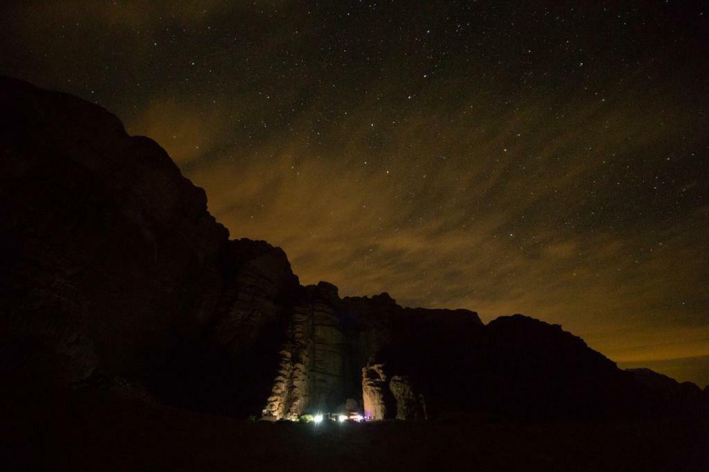 Bed and Breakfast Moon City Camp Вади-Рам Экстерьер фото